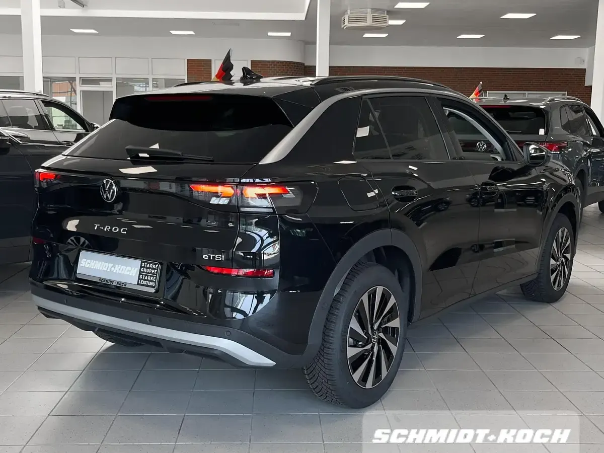 Neu VW T-Roc Life 116 PS (85 kW) 2026 Grenadillschwarz (schwarz) SUV