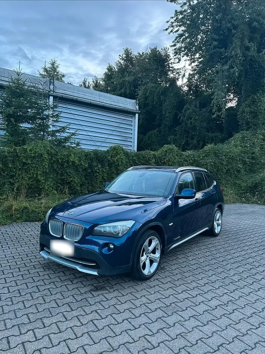 Second-hand BMW X1 204 CP (150 kW) 2012 Albastru SUV