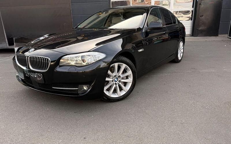 Schwarz Gebraucht 2010 BMW 528 Limousine | 11.000 € (Fairer Preis) - Bild 1/4