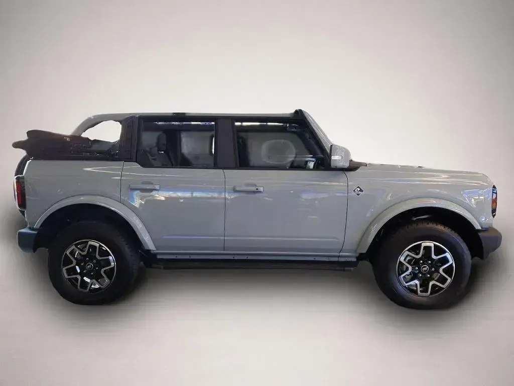 Gebraucht Ford Bronco Outer Banks 305 PS (224 kW) 2022 Manufacturer SUV
