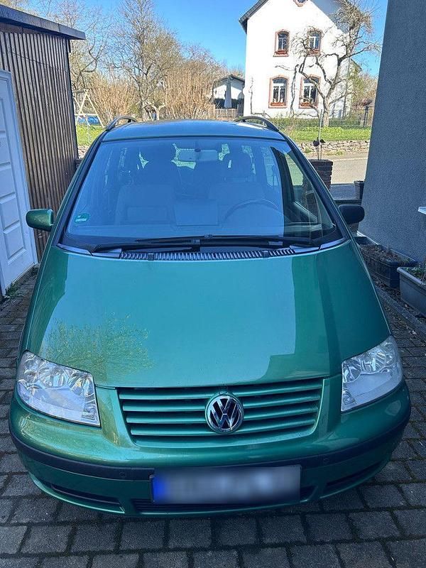 Gebraucht VW Sharan 131 PS (96 kW) 2003 Grün Van / Kleinbus
