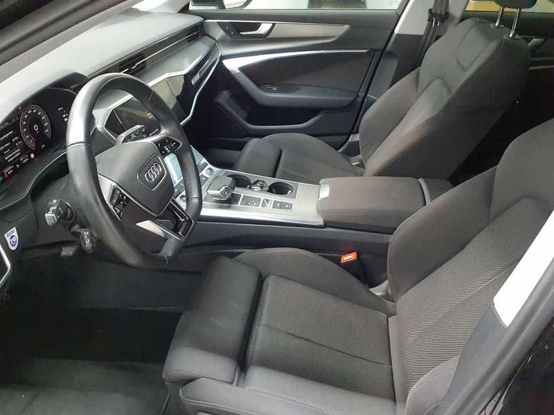 Second-hand Audi A6 Sport 265 CP (194 kW) 2022 Negru Break