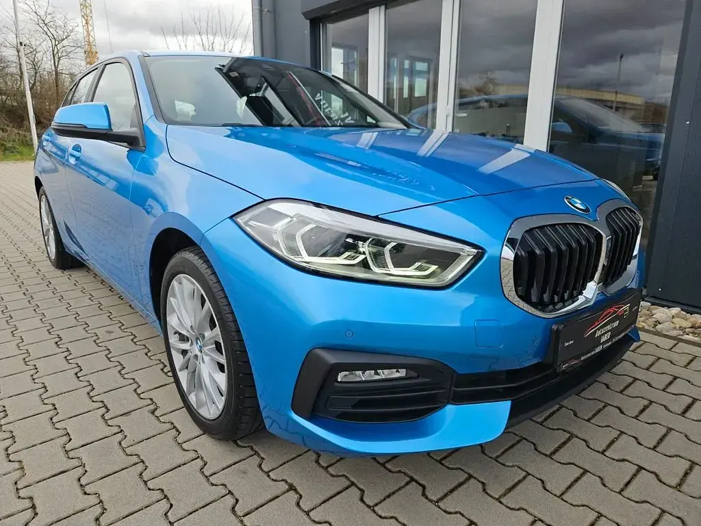 Używany BMW 120 Advantage 178 KM (130 kW) 2021 Niebieski Hatchback