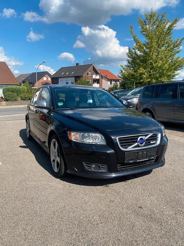 Gebraucht Volvo V50 120 PS (88 kW) 2011 Schwarz Kombi