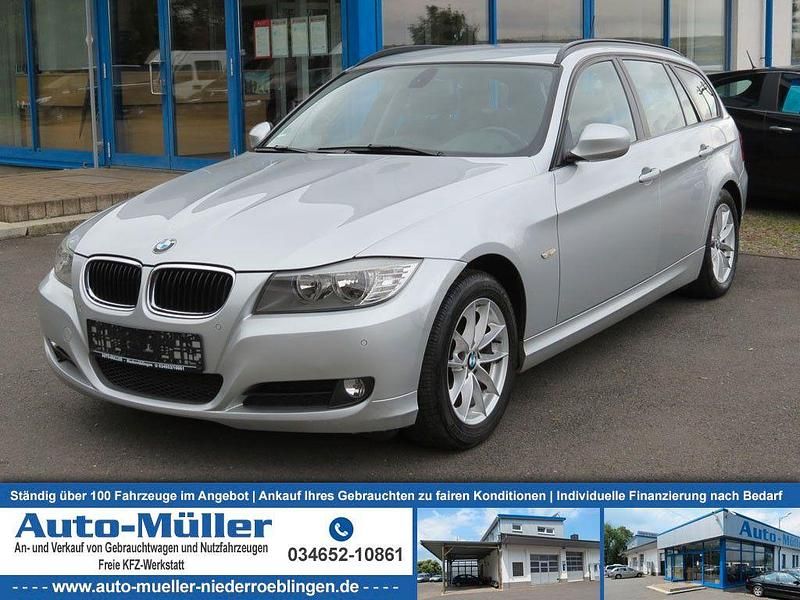 Silber Gebraucht 2011 BMW 320 Comfort Edition Kombi | 5.490 € (Guter Preis) - Bild 1/4