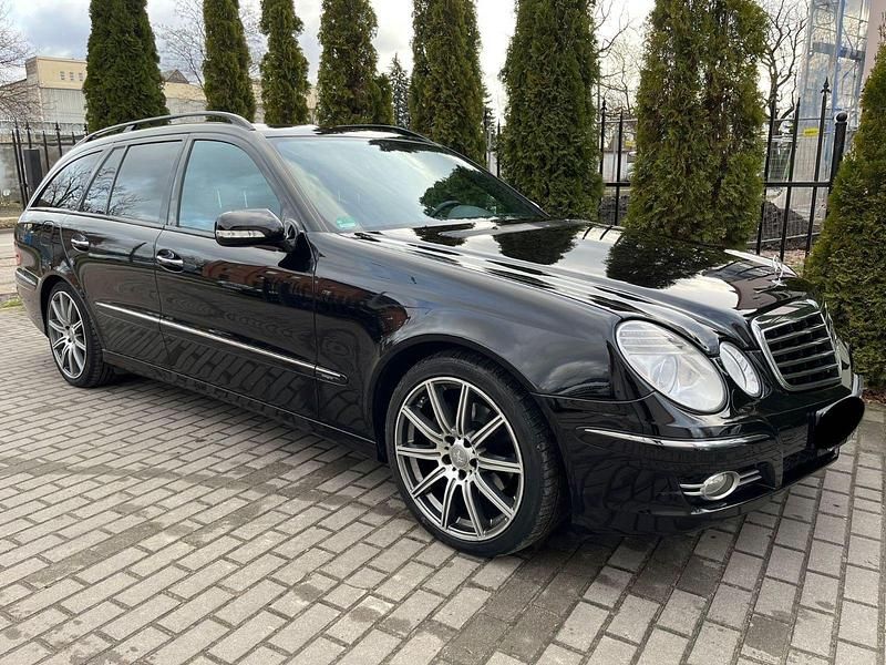 Gebraucht Mercedes E280 Avantgarde 190 PS (139 kW) 2008 Schwarz Kombi