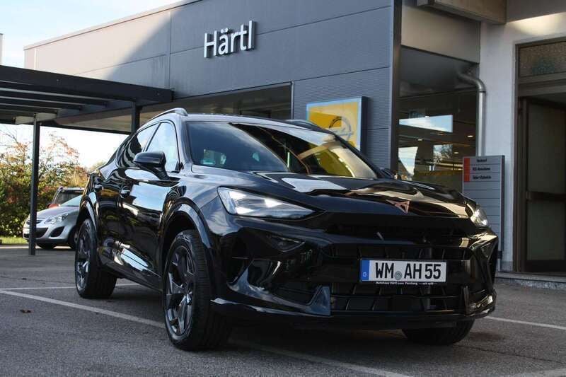 Mitternachtsschwarz Gebraucht 2024 Cupra Formentor SUV | 34.995 € (Fairer Preis) - Bild 1/4