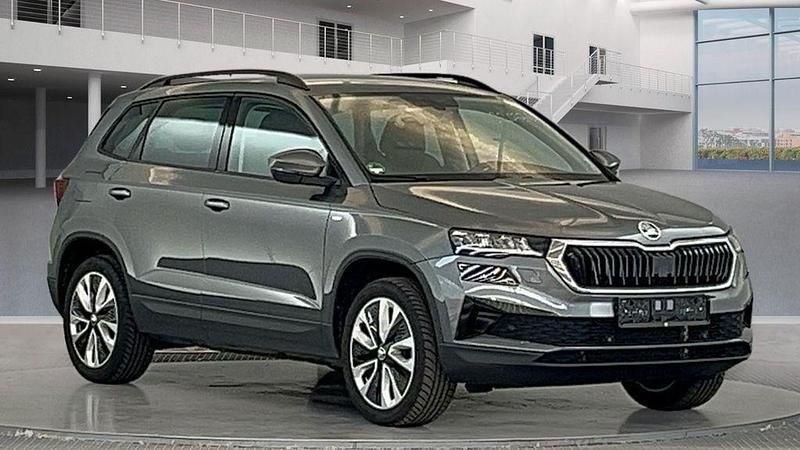 Grau Gebraucht 2023 Skoda Karoq Tour SUV | 29.940 € (Fairer Preis) - Bild 1/4