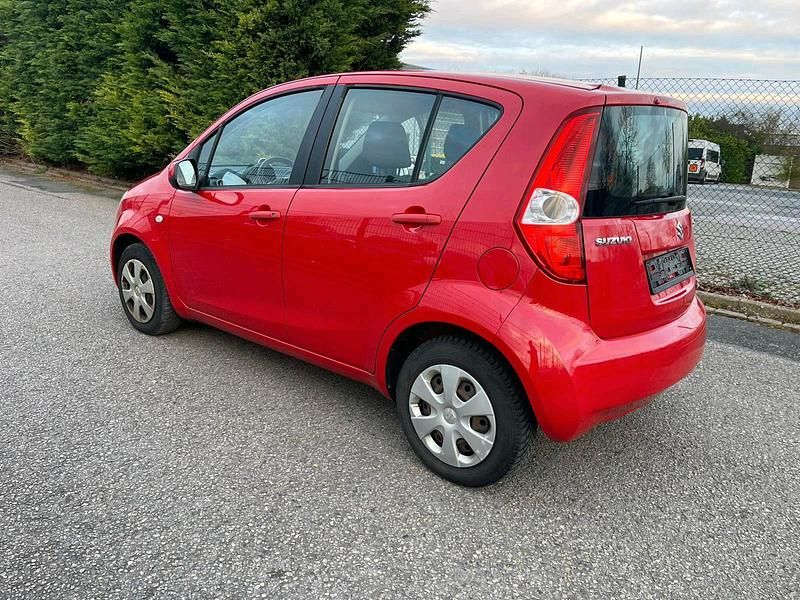 Gebraucht Suzuki Splash 86 PS (63 kW) 2008 Rot Kleinwagen