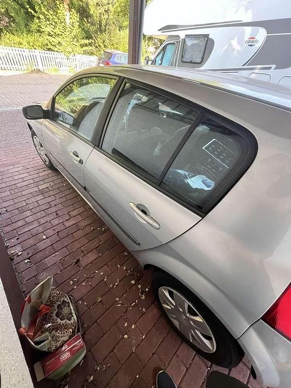 Gebraucht Renault Mégane II Expression 101 PS (74 kW) 2004 Limousine