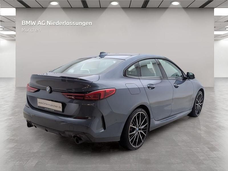Gebraucht BMW 220 Performance 178 PS (130 kW) 2024 Grau Coupé