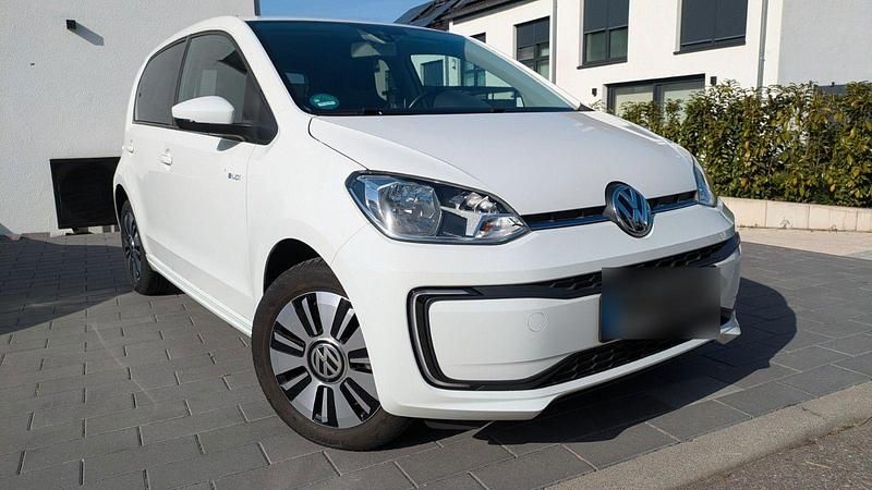 Usado VW e-up! 60 kW (82 HP) 2018 Branco Citadino