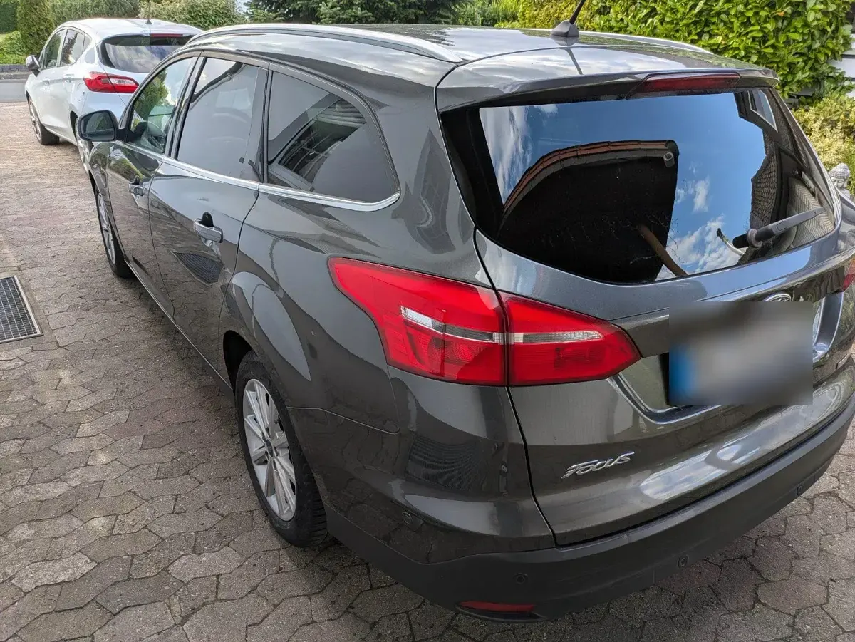 Gebraucht Ford Focus Titanium 125 PS (91 kW) 2017 Kombi