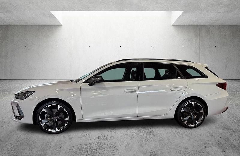 Second-hand Cupra Leon 150 CP (110 kW) 2024 Alb Break