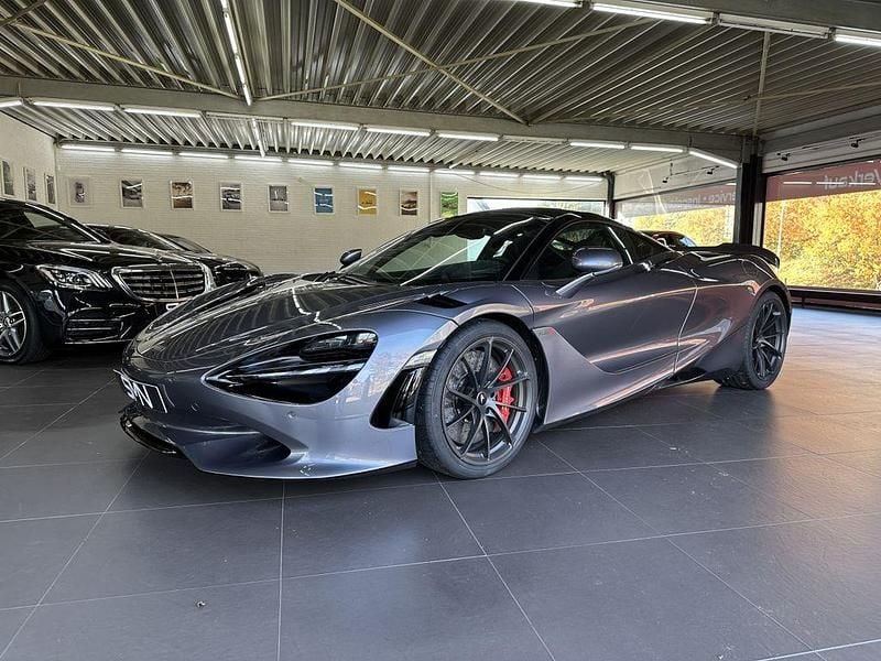 Grau Gebraucht 2024 McLaren 750S Coupé | 298.000 € - Bild 1/4