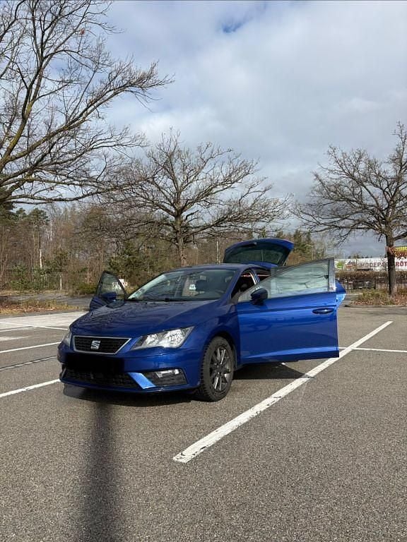 Gebraucht Seat Leon Style 125 PS (91 kW) 2017 Blau Limousine