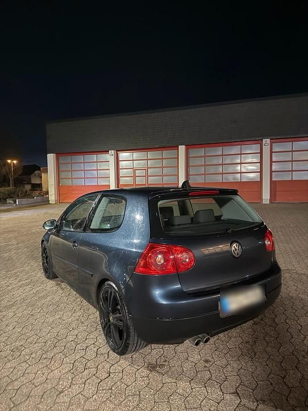 Gebraucht VW Golf GT 170 PS (125 kW) 2006 Blau Coupé