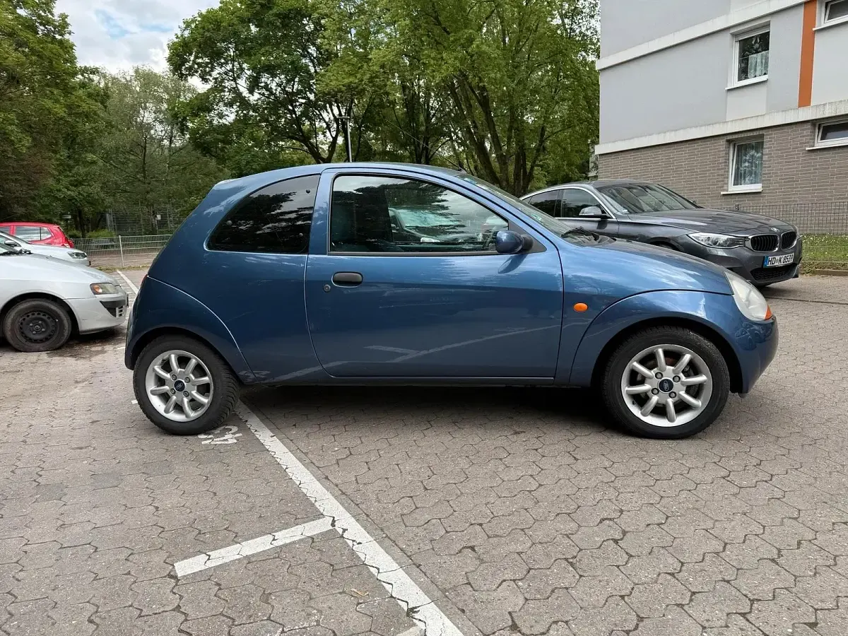 Gebraucht Ford Ka 60 PS (44 kW) 2005 Blau Kleinwagen