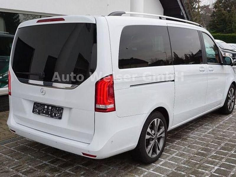 Gebraucht Mercedes V300 Edition 239 PS (175 kW) 2020 Weiß Van / Kleinbus