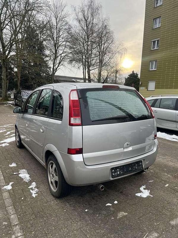 Gebraucht Opel Meriva 125 PS (91 kW) 2003 Van / Kleinbus