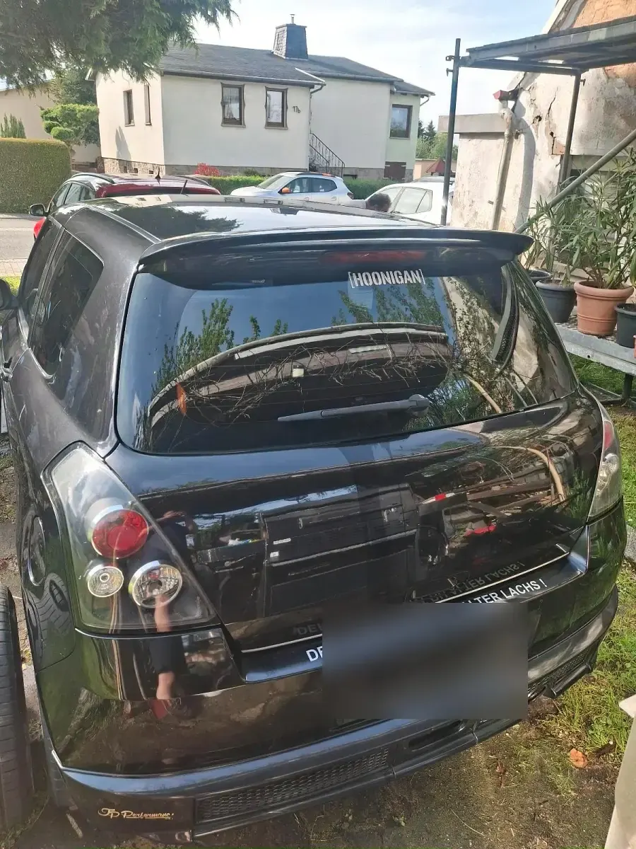 Gebraucht Suzuki Swift 102 PS (75 kW) 2005 Schwarz Kleinwagen