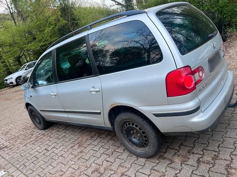 Gebraucht VW Sharan 150 PS (110 kW) 2005 Silber Van / Kleinbus