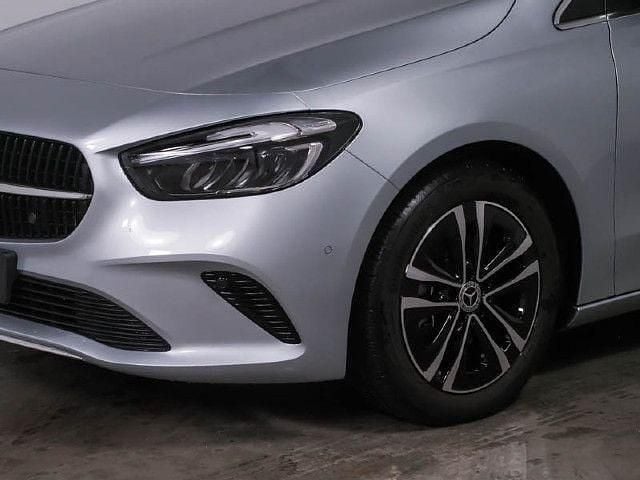 Gebraucht Mercedes B200 163 PS (119 kW) 2024 Van / Kleinbus