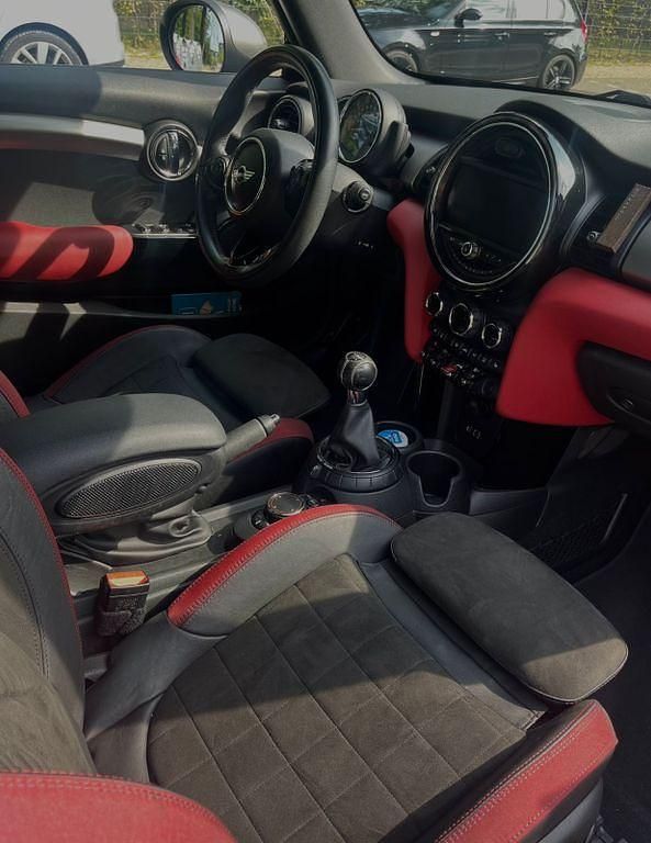 Gebraucht Mini Cooper S 192 PS (141 kW) 2016 Silber Kleinwagen