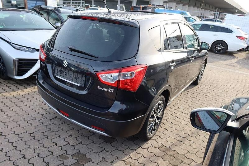 Gebraucht Suzuki SX4 Limited+ 120 PS (88 kW) 2015 Schwarz Limousine