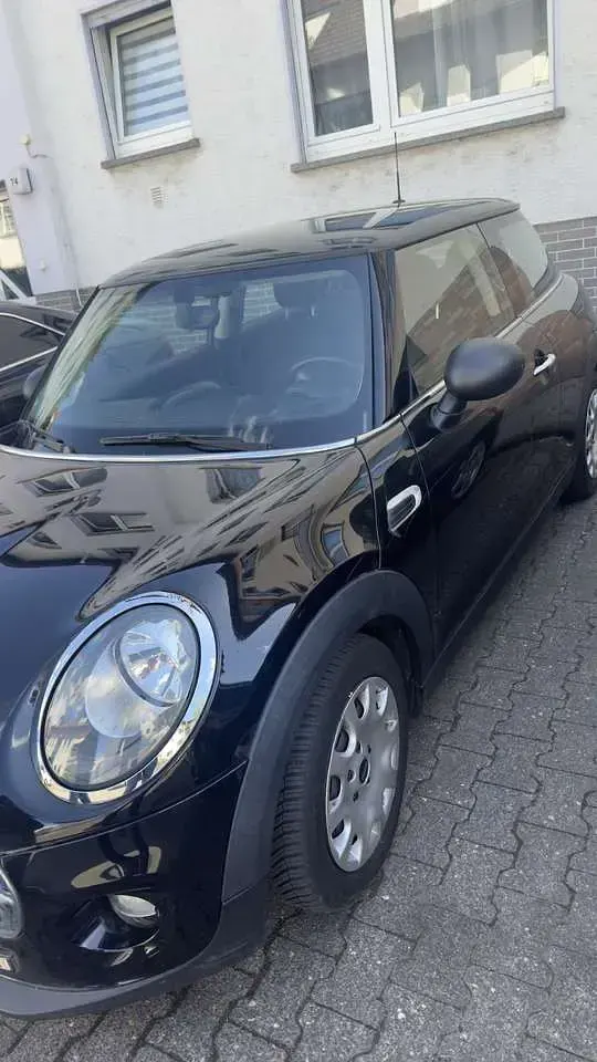 Gebraucht Mini ONE 75 PS (55 kW) 2017 Schwarz Kleinwagen