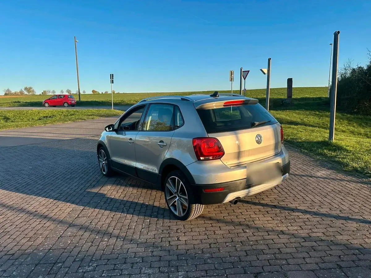 Gebraucht VW Polo Cross 105 PS (77 kW) 2011 Kleinwagen