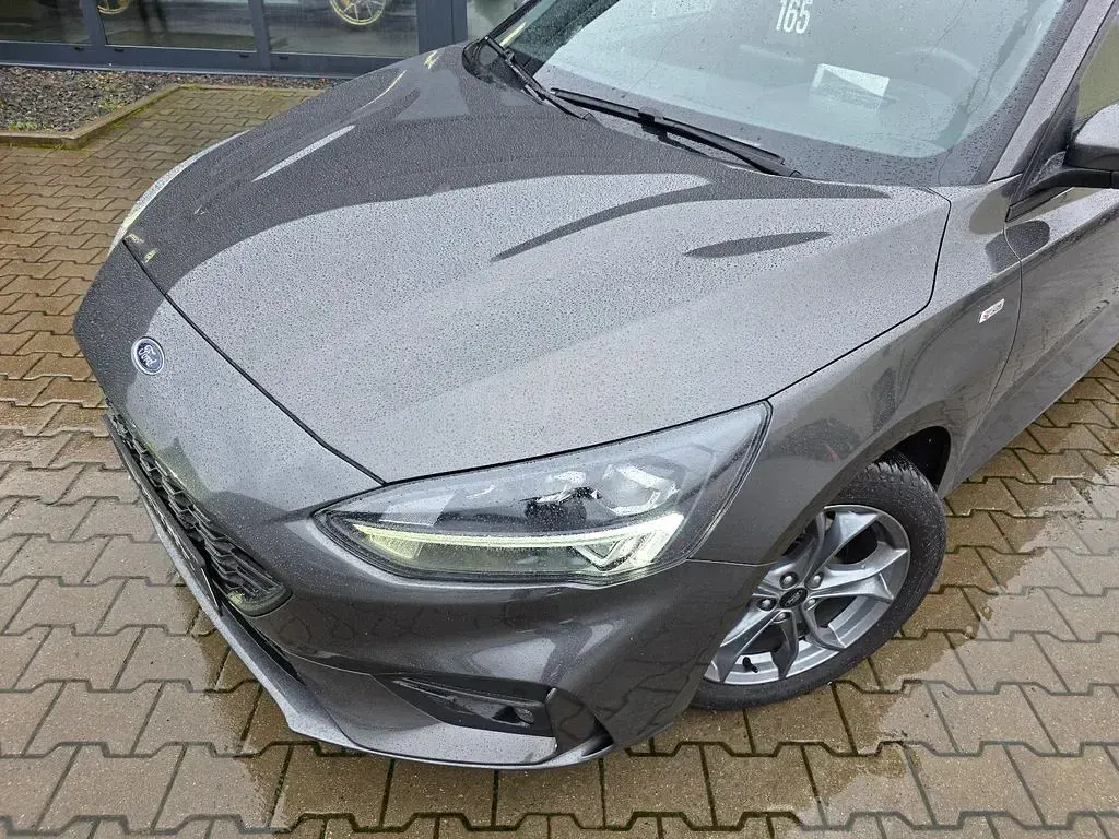 Używany Ford Focus ST-Line 125 KM (91 kW) 2020 Szary Kombi