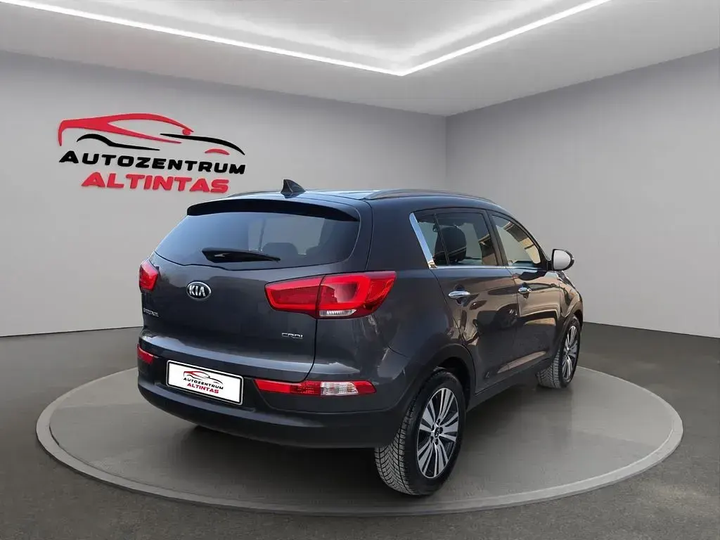 Gebraucht Kia Sportage Spirit 184 PS (135 kW) 2015 Dark gun metal SUV