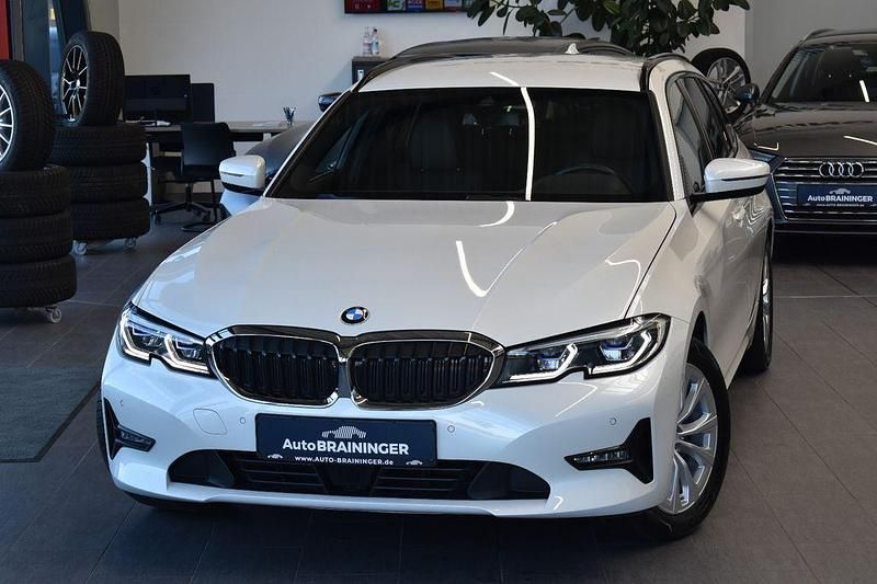 Weiß Gebraucht 2021 BMW 320 Advantage Kombi | 31.900 € (Fairer Preis) - Bild 1/4