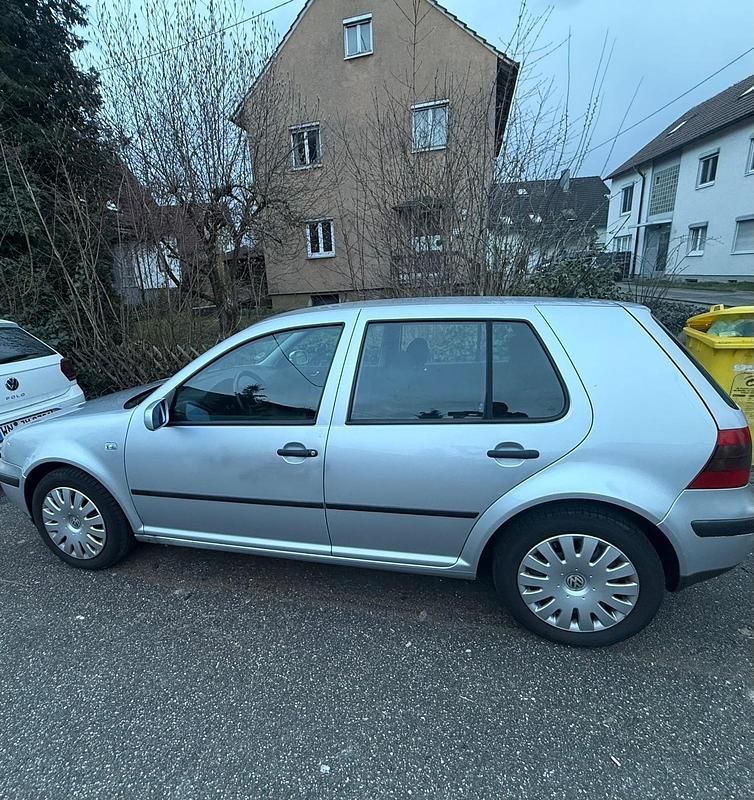 Gebraucht VW Golf IV 75 PS (55 kW) 2000 Grau Kombi