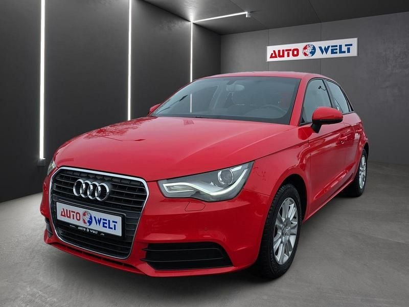 Gebraucht Audi A1 Sportback Attraction 86 PS (63 kW) 2012 Rot Kleinwagen