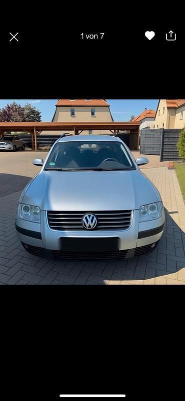 Silber Gebraucht 2001 VW Passat Kombi | 850 € (Superpreis) - Bild 1/4