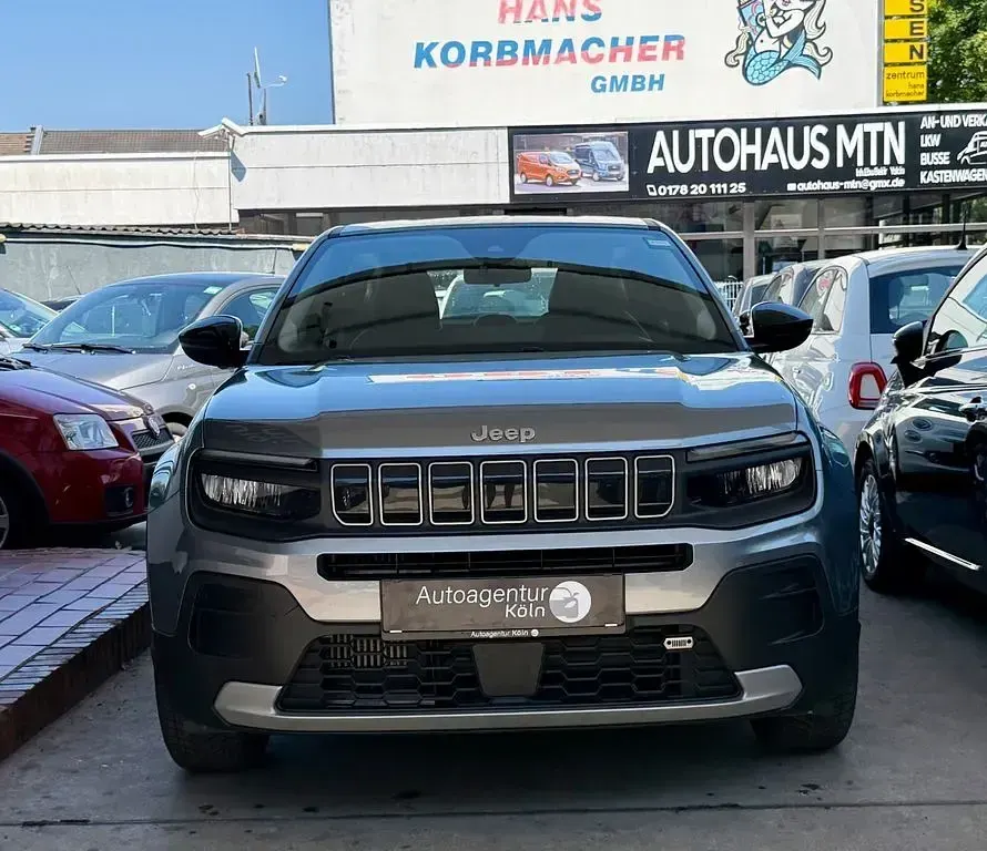 Gebraucht Jeep Avenger 101 PS (74 kW) 2024 Grau SUV