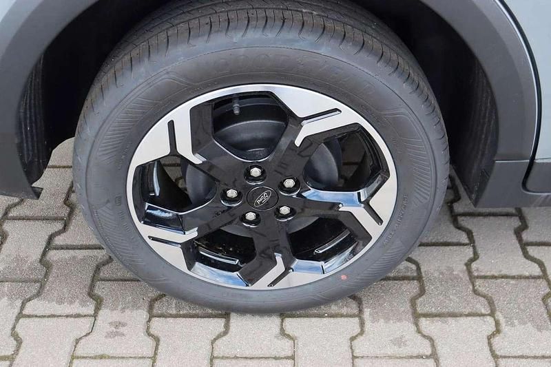 Neu Ford Tourneo Courier Active 125 PS (91 kW) 2026 Solarsilver metallic Van / Kleinbus