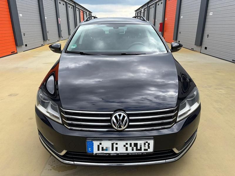 Usado VW Passat 122 HP (89 kW) 2012 Preto Carrinha