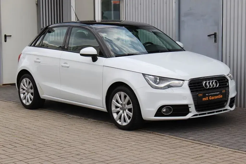 Gebraucht Audi A1 Sportback Ambition 122 PS (89 kW) 2014 Weiß Kleinwagen