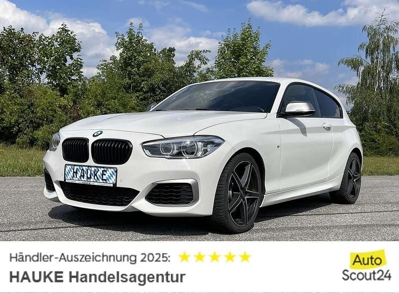 Alpinweiss 3 Gebraucht 2015 BMW 135 Coupé Coupé | 28.500 € (Etwas zu teuer) - Bild 1/4