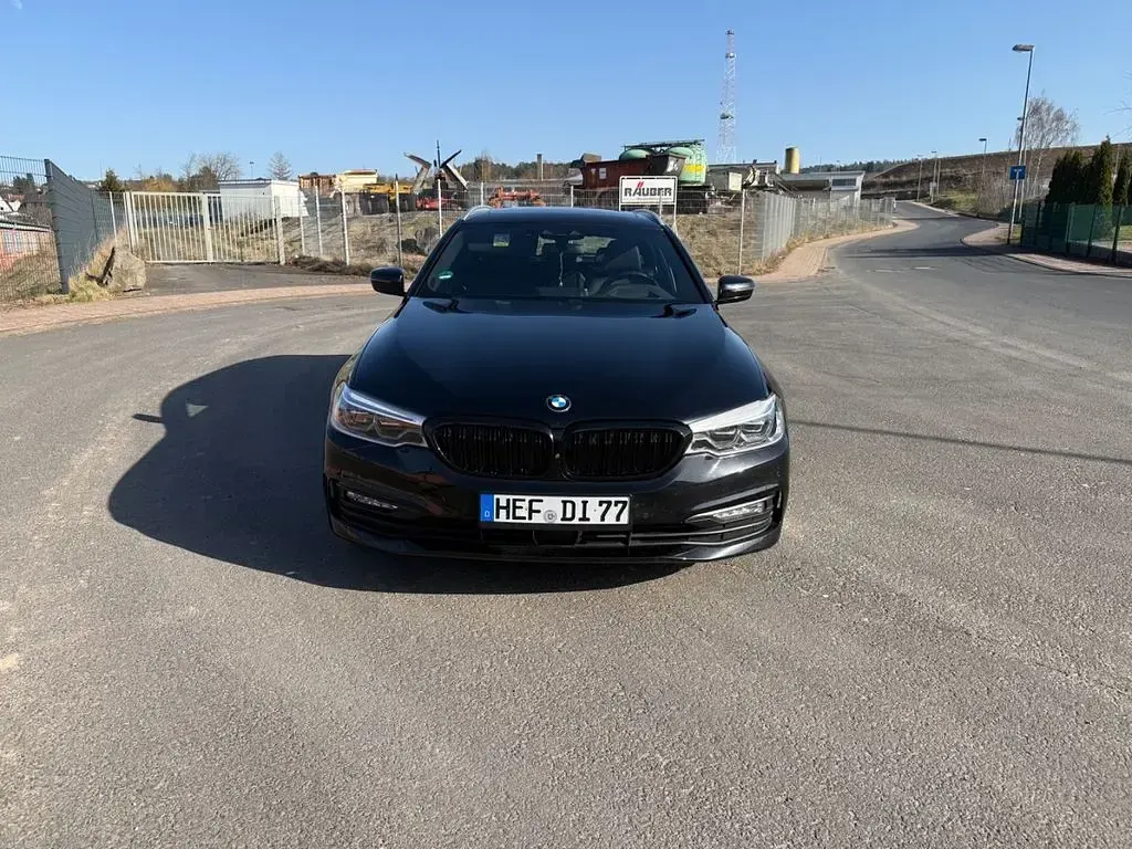 Gebraucht BMW 530 265 PS (194 kW) 2019 Schwarz Kombi