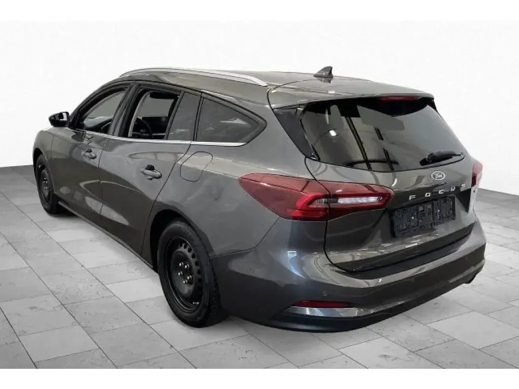 Gebraucht Ford Focus Titanium 125 PS (91 kW) 2024 Magnetic (metallic) Kombi