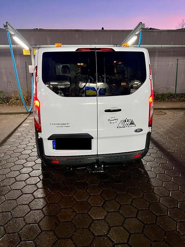 Gebraucht Ford Transit Custom 105 PS (77 kW) 2017 Weiß Van / Kleinbus