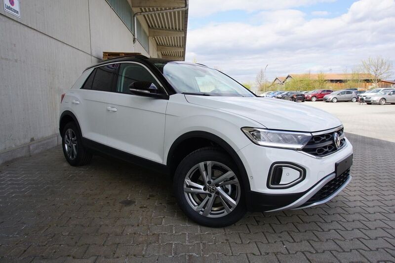 Pure white Neu 2025 VW T-Roc Life SUV | 32.995 € (Guter Preis) - Bild 1/4