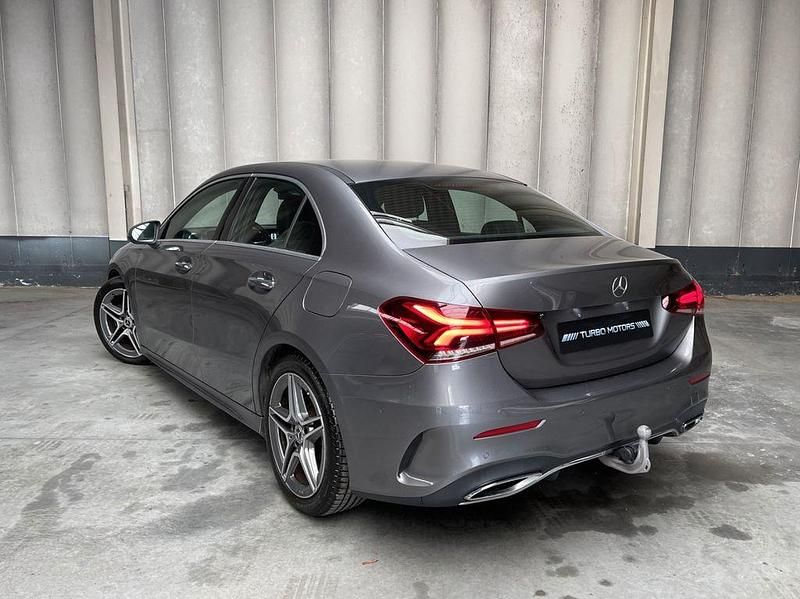 Gebraucht Mercedes A200 163 PS (119 kW) 2019 Grau Limousine