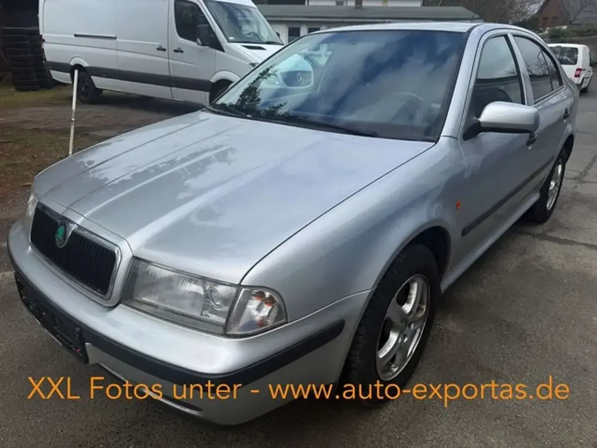 Second-hand Skoda Octavia 116 CP (85 kW) 2000 Argintiu Berlinǎ
