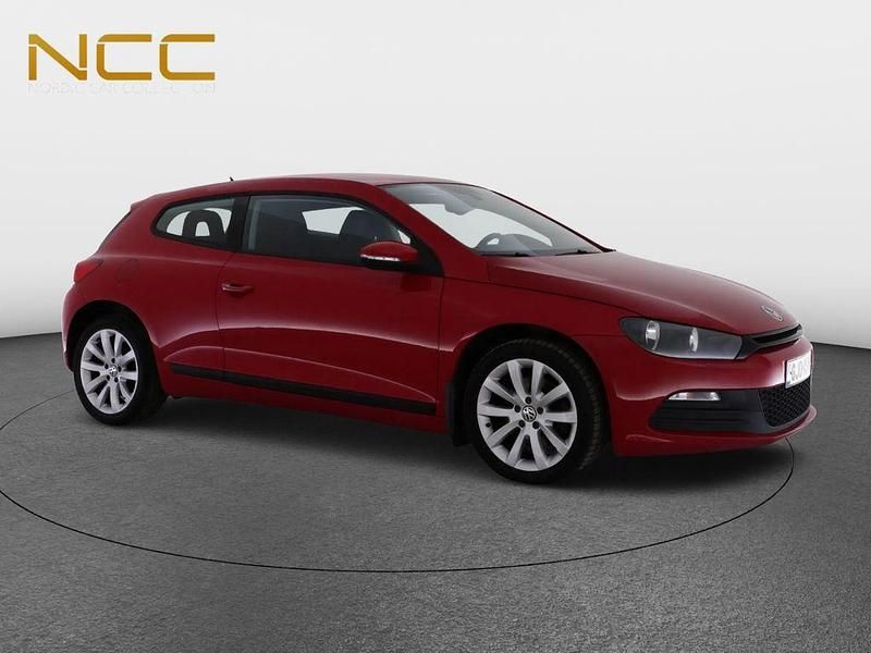 Gebraucht VW Scirocco 160 PS (117 kW) 2011 Rot