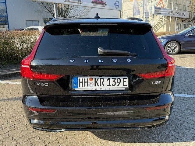 Gebraucht Volvo V60 Plus 455 PS (334 kW) 2025 Black metallic Kombi